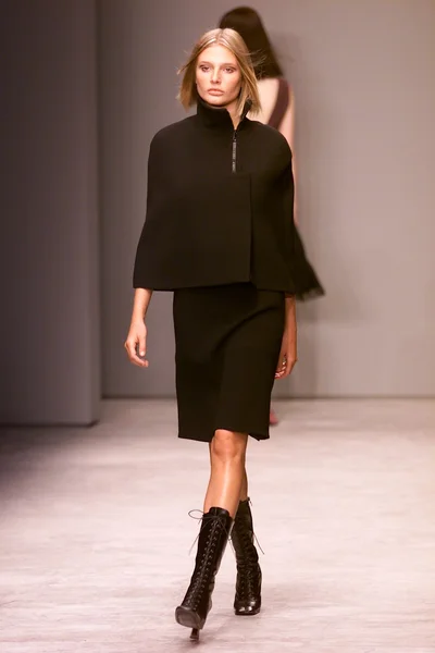 Look 57